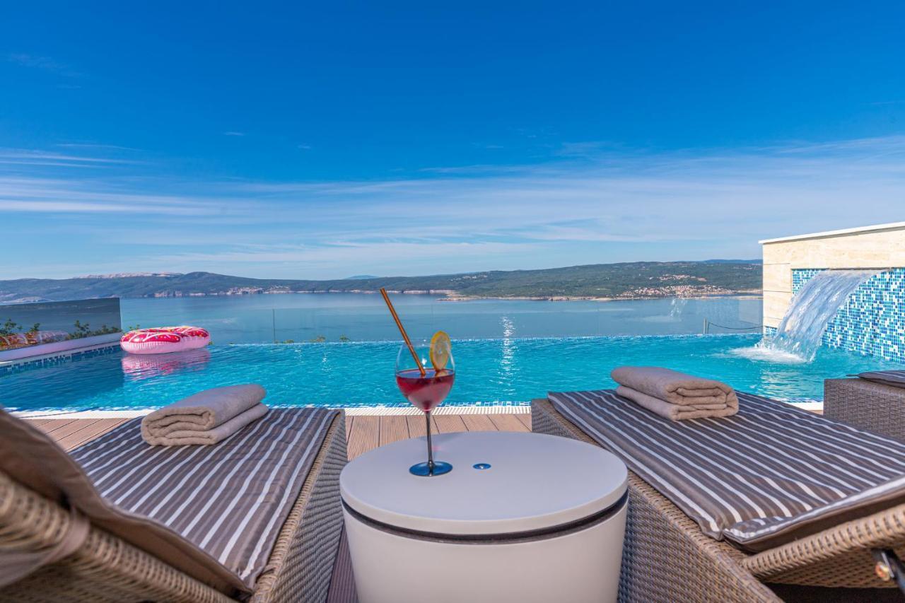 Villa Marassi With Heated Pool, Hot Tub And Sauna Crikvenica Exterior photo