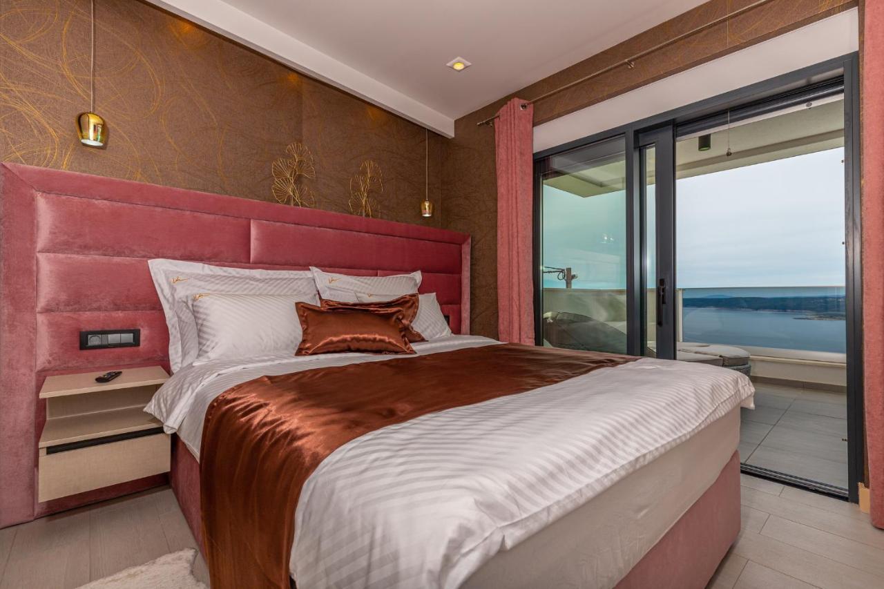 Villa Marassi With Heated Pool, Hot Tub And Sauna Crikvenica Exterior photo