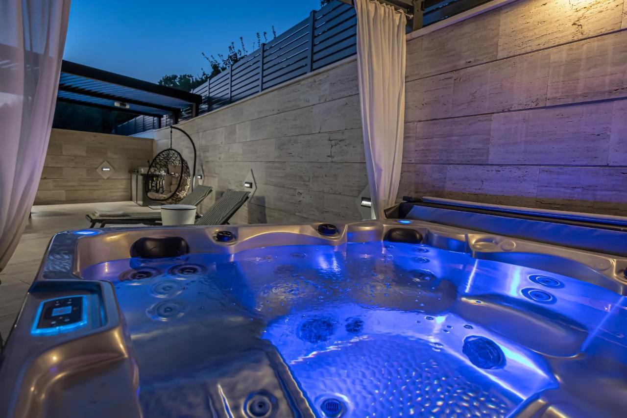 Villa Marassi With Heated Pool, Hot Tub And Sauna Crikvenica Exterior photo