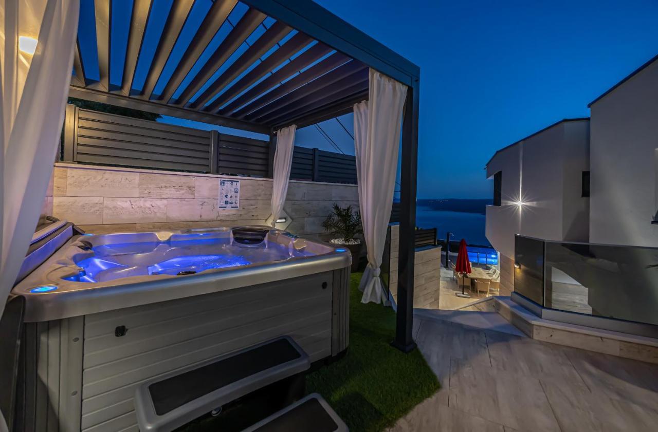 Villa Marassi With Heated Pool, Hot Tub And Sauna Crikvenica Exterior photo